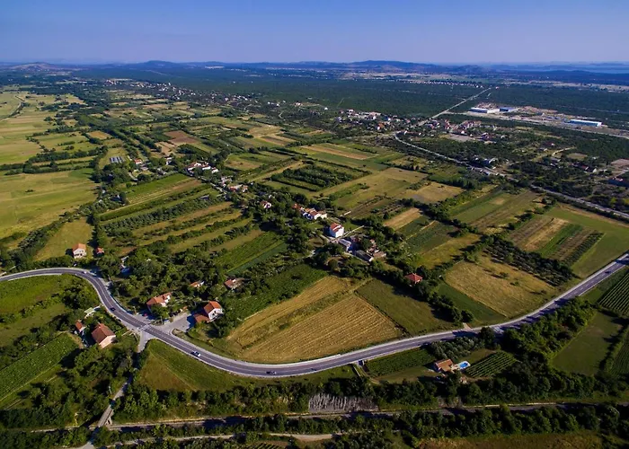 Vikendica Near Adriatic Sea And Krka Falls Sopot (Zadar)